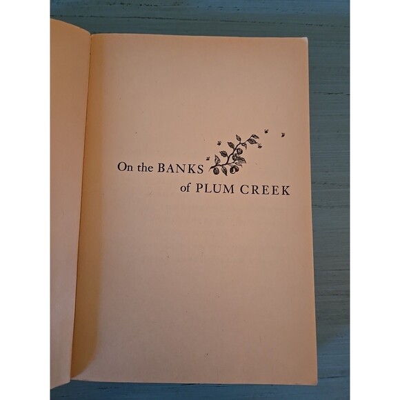 On the Banks of Plum Creek Paperback A Harper Trophy Book Laura Ingalls Wilder - Picture 4 of 10